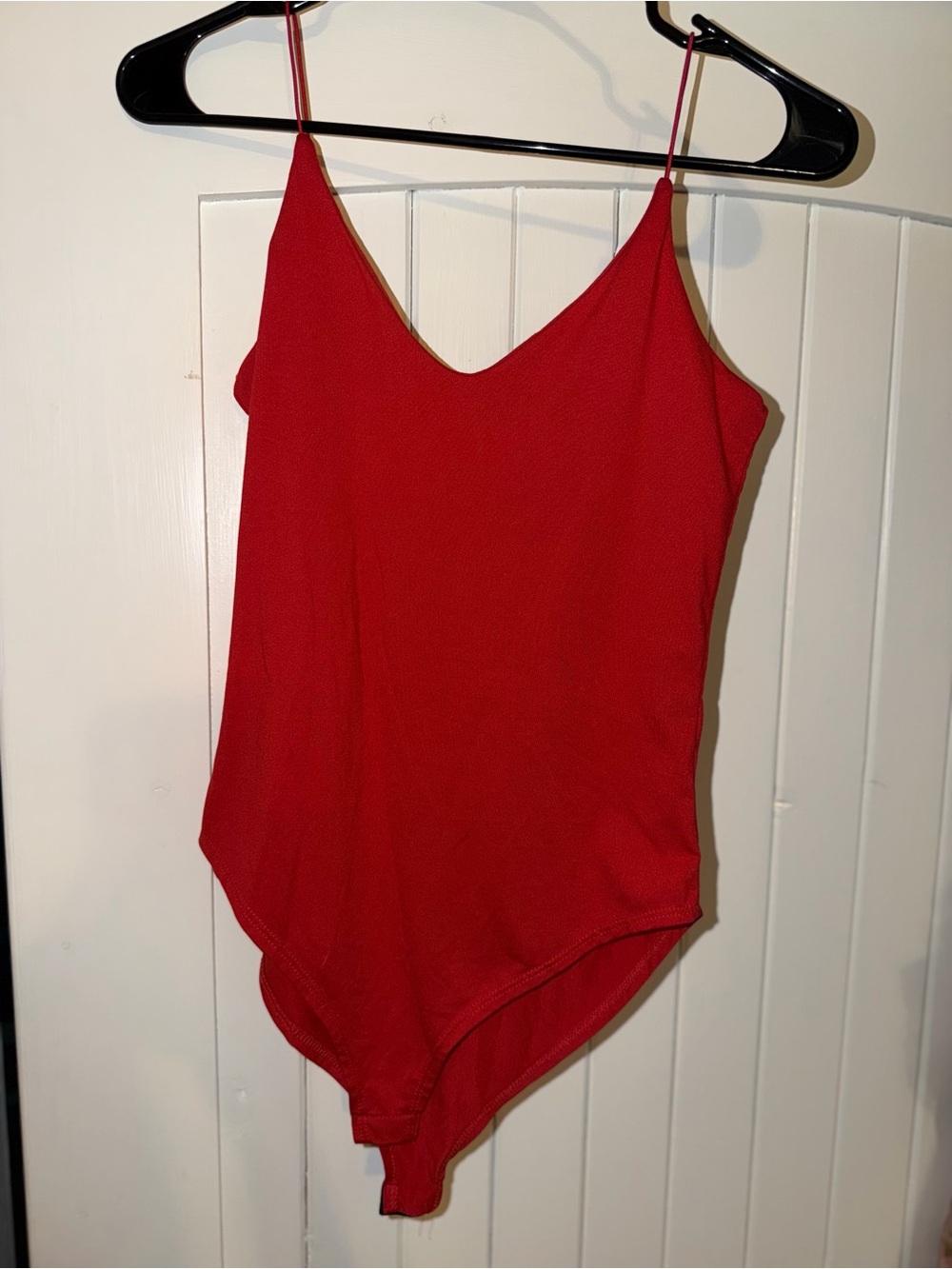 gaze Red V-Neck Spaghetti Strap Bodysuit